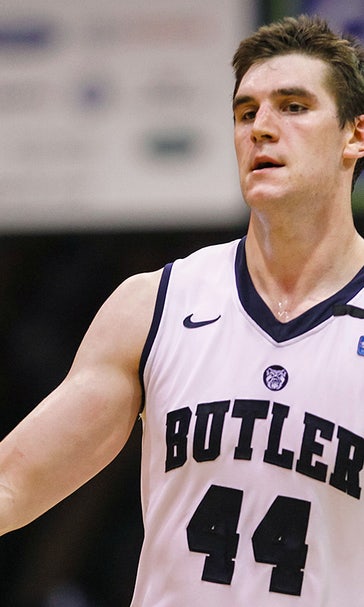 Former Butler hoops star Andrew Smith dies after battling cancer